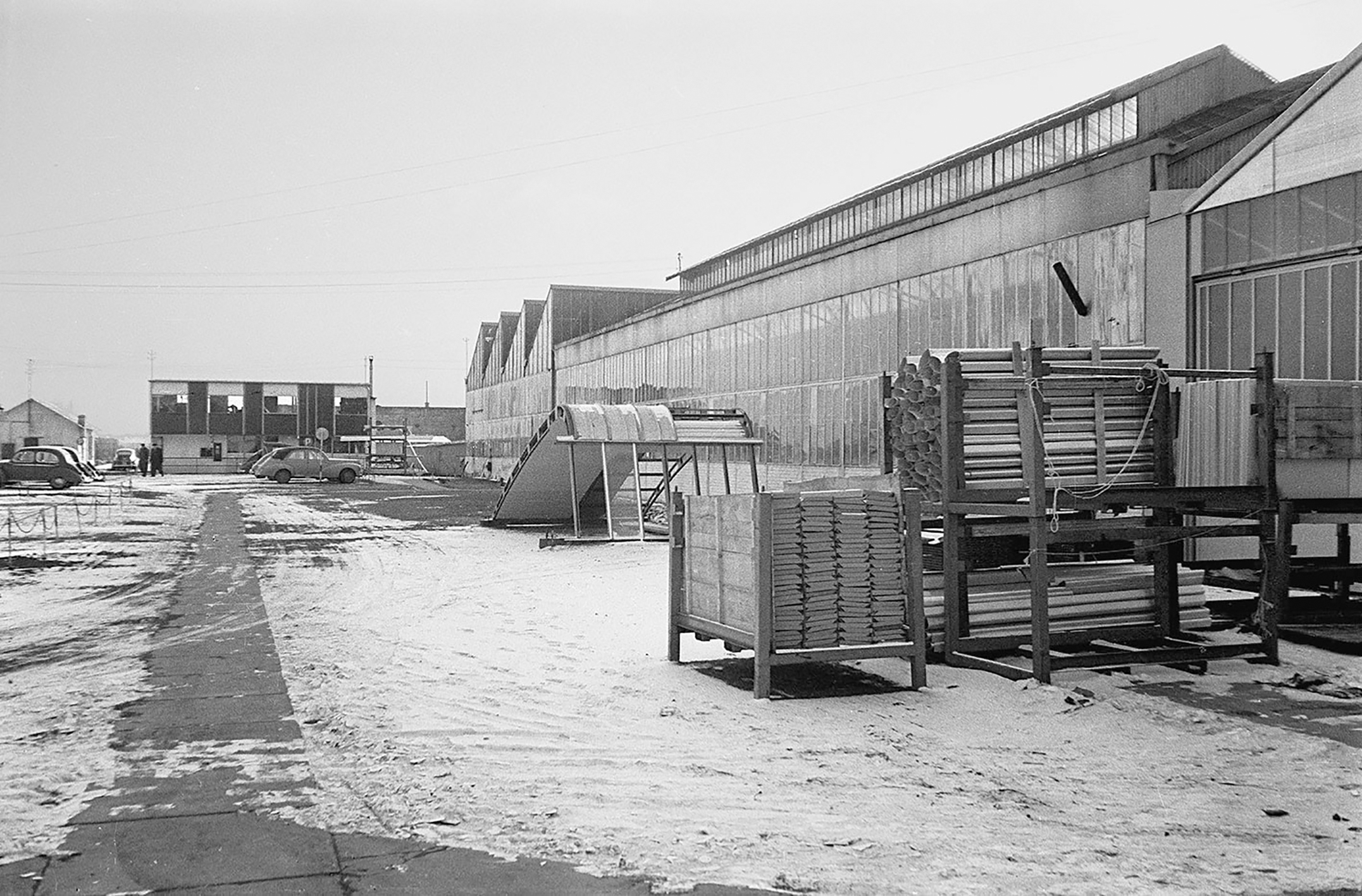 Ateliers Jean Prouvé, Maxéville. In the background, the design office, c. 1952.