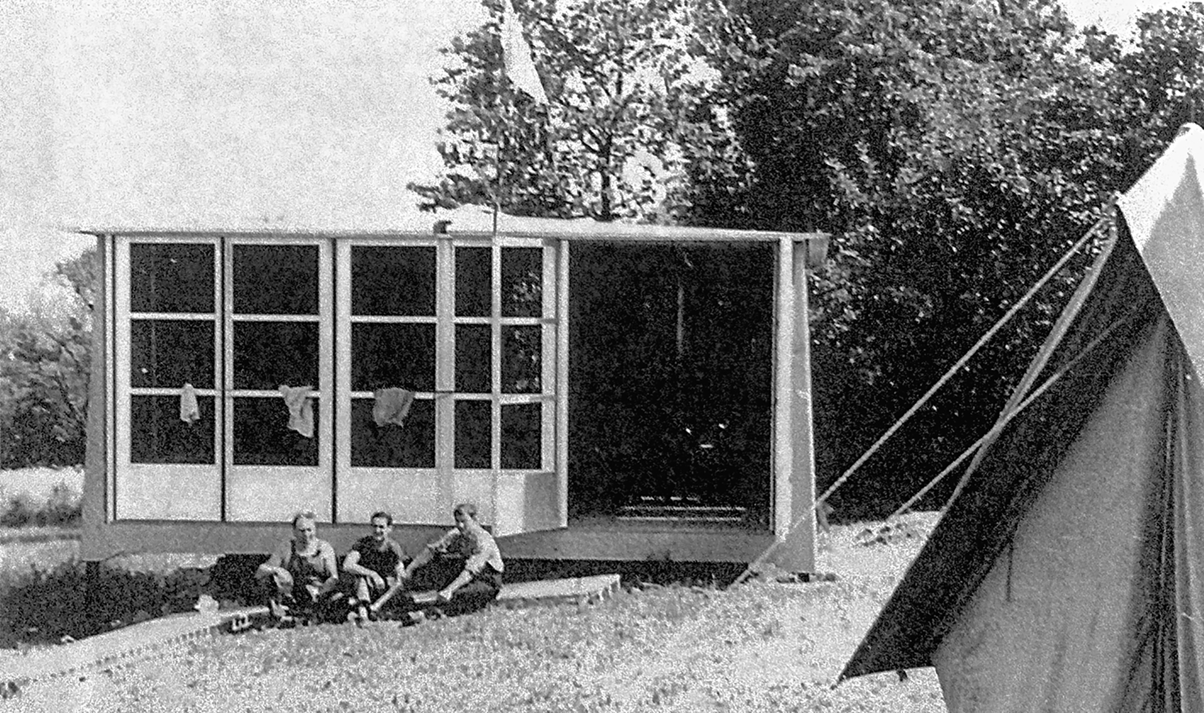 Outdoor recreation center, Onville. Communal room, demountable structure, summer 1939.