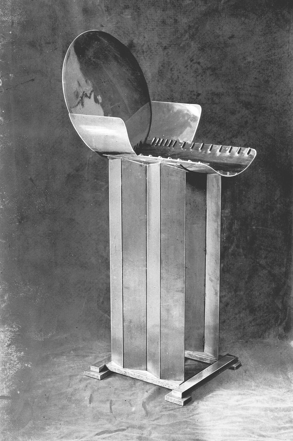 Serving table, stainless steel, 1928. Provenance: Le Palais de la Bière, Brasserie, Nancy.