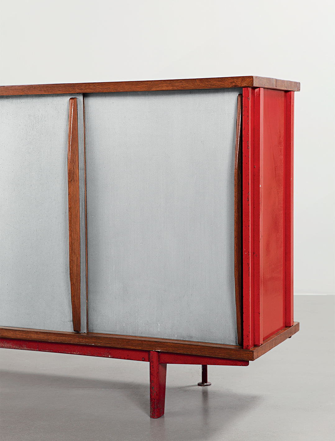 Cabinet no. 152, with sliding doors in sheet aluminum with “diamond point” motif, 1952.
