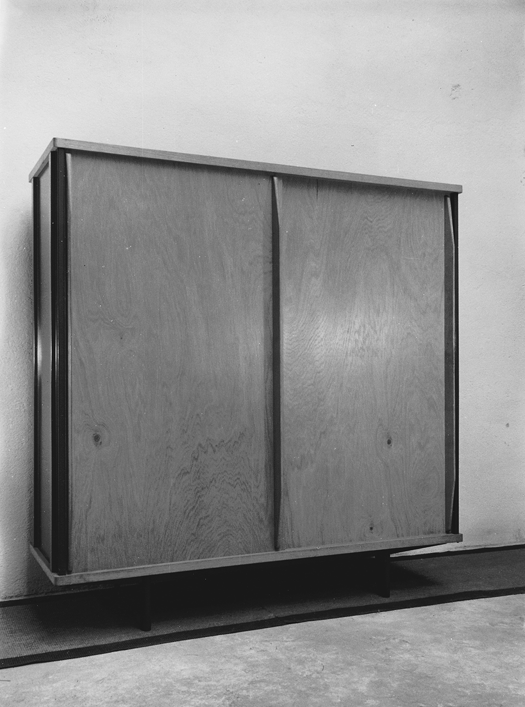 AP 11 wardrobe. View in the workshop, 1947.