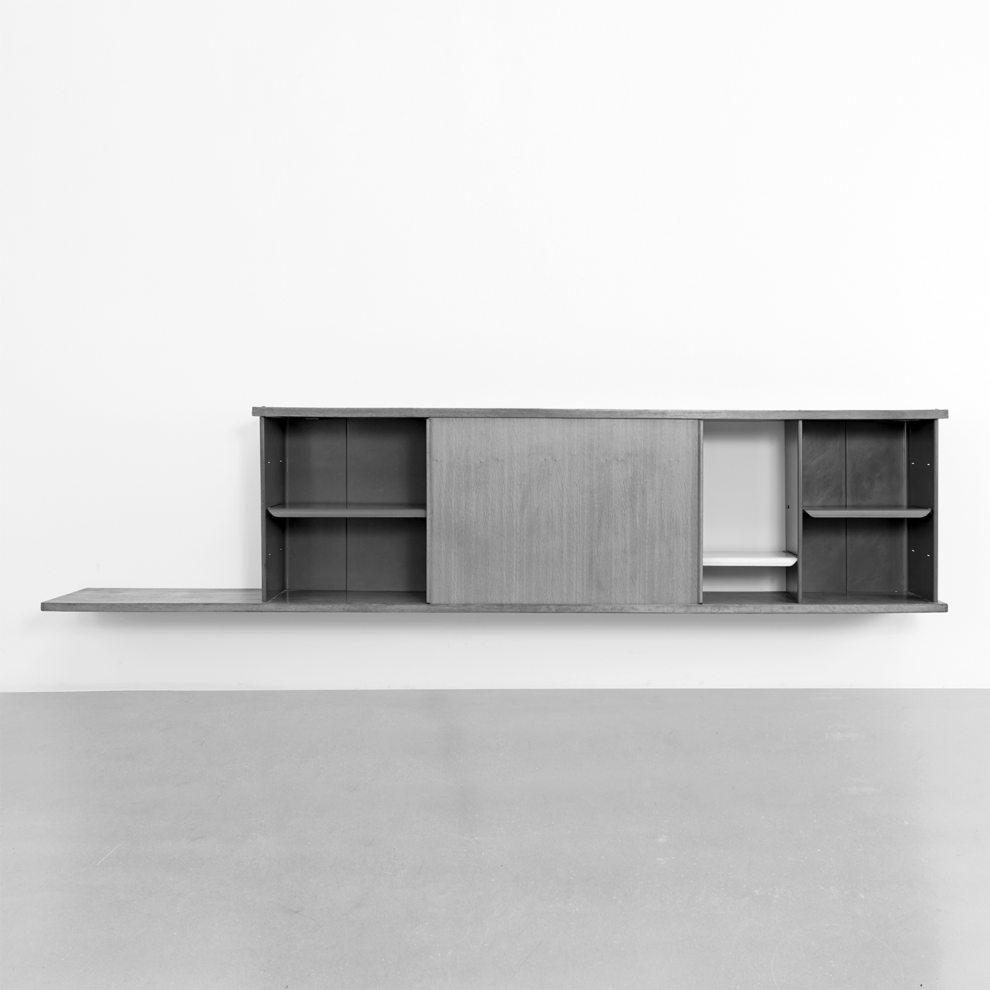 Type Antony bookcase, 1955 (adaptation of the Mexique bookcase by Charlotte Perriand). Provenance: Cité Universitaire, Antony.