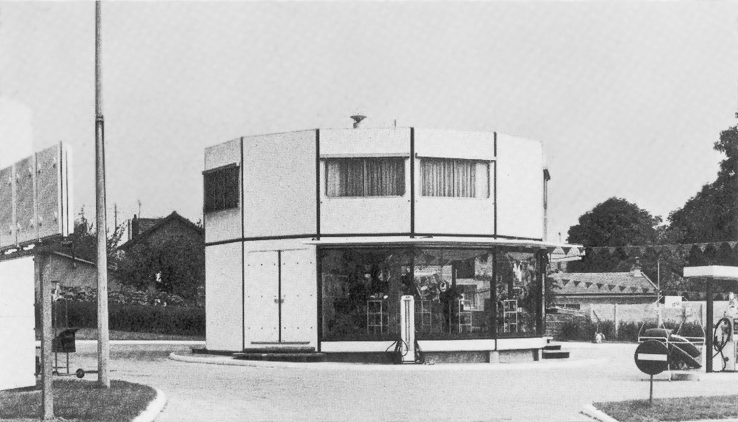 Total filling station, locality unknown, 1969.