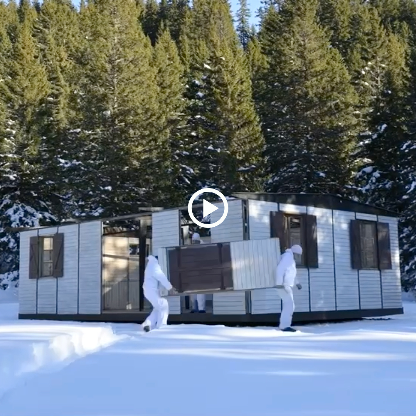 Assemblage of a 6x9 demountable house, 1941. Chamrousse, Isère, 2015.