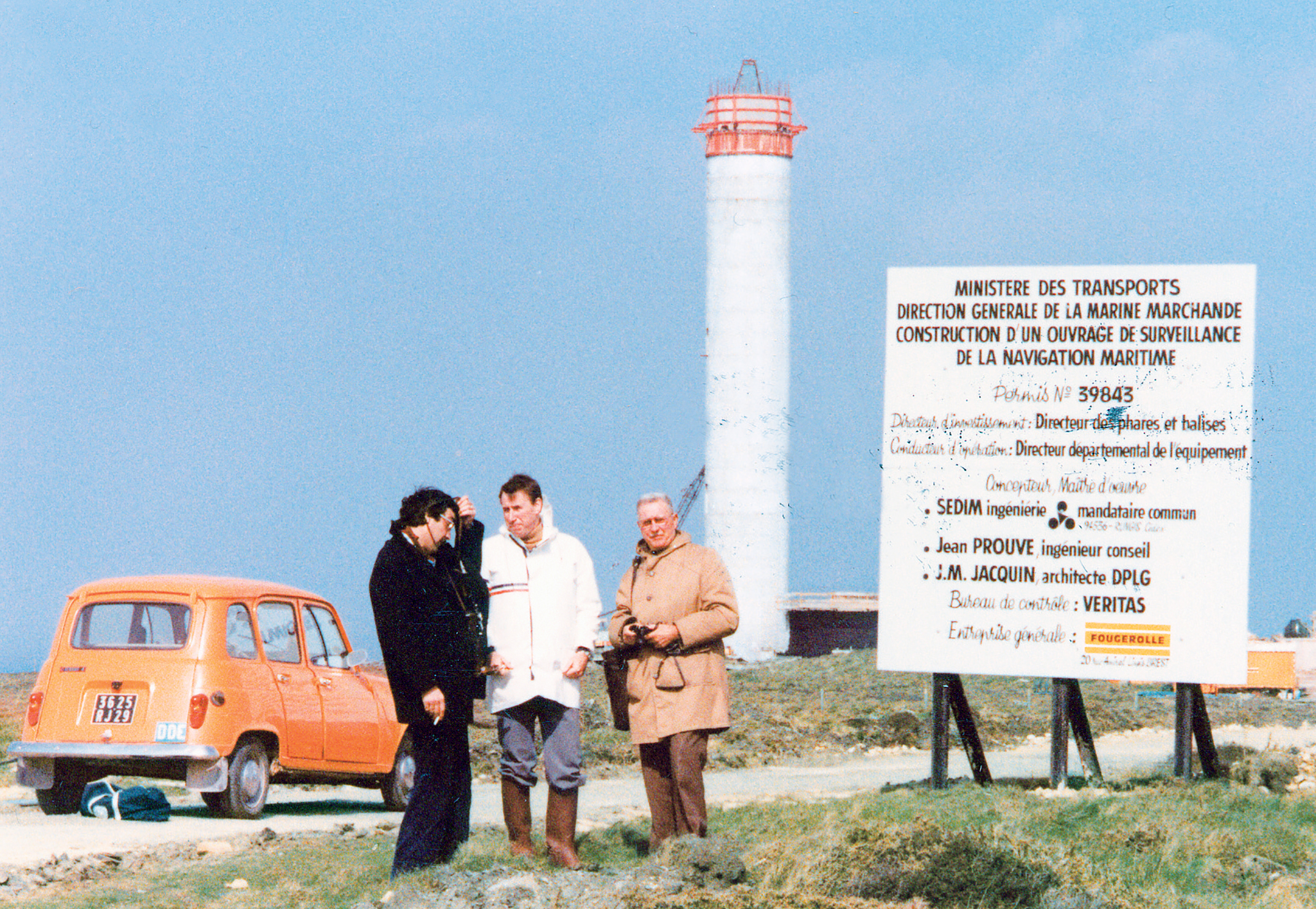 Relay tower, Ouessant, Finistère, 1978–1980. View of the building site, Jean Prouvé and Jean Swetchine, ca. 1978.
