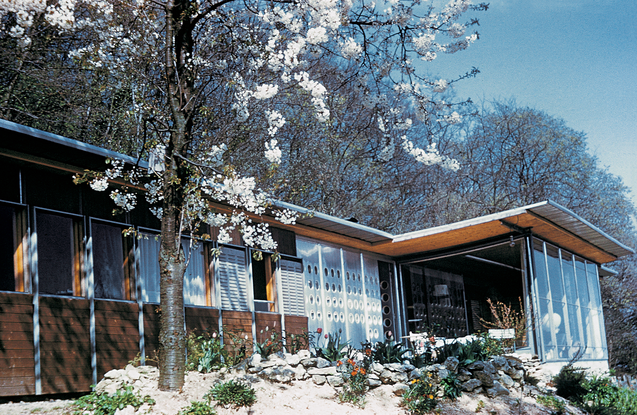 La maison Jean Prouvé, Le Haut-du-Lièvre, Nancy, vue 1960.