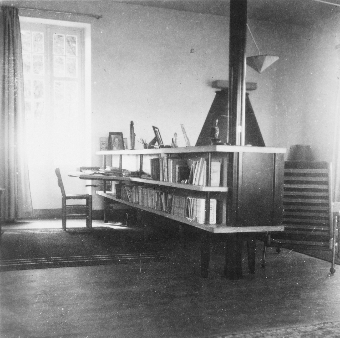 Villa Sterenden Moor, Saint Briac. Dividing sideboard, 1950.