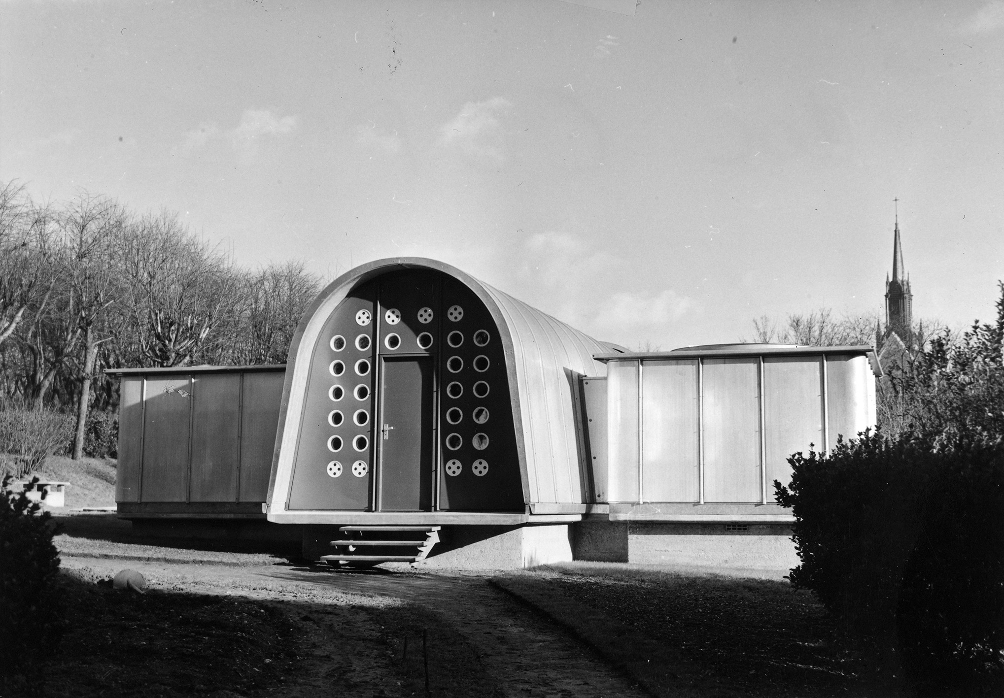 Meridian room of the Paris Observatory, 1951 (Jean Prouvé, with architect J. Remondet).
