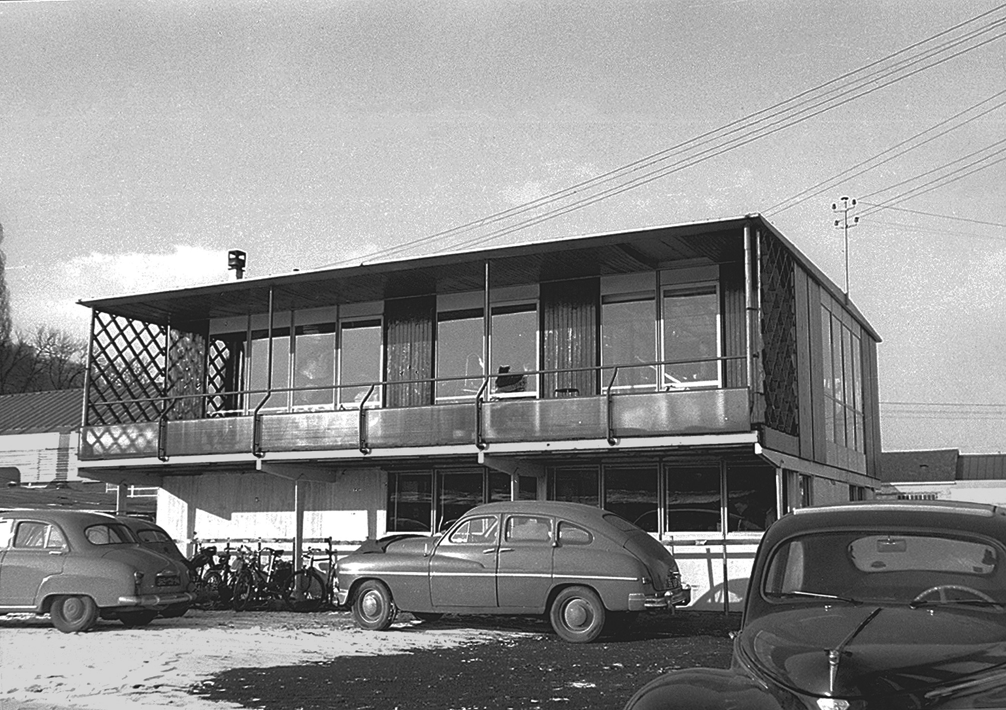 Bureau d’études des Ateliers Jean Prouvé, Maxéville, 1952.