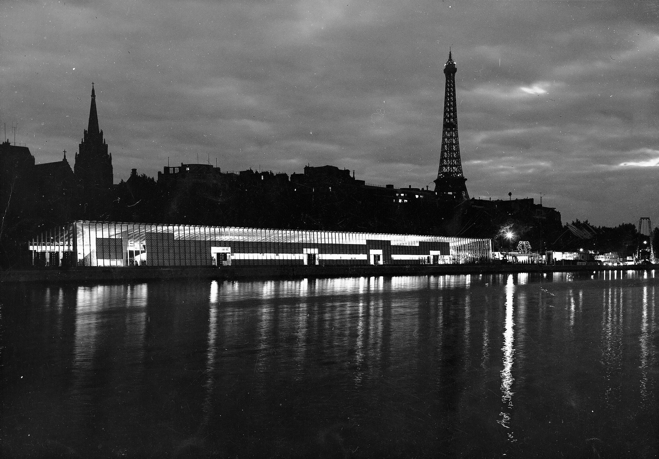 Aluminum Centenary Pavilion, Quai d’Orsay, Paris, 1954 (Jean Prouvé, with engineer M. Hugonet). Exhibition organised by Aluminium Français from 12 June to 31 July 1954.