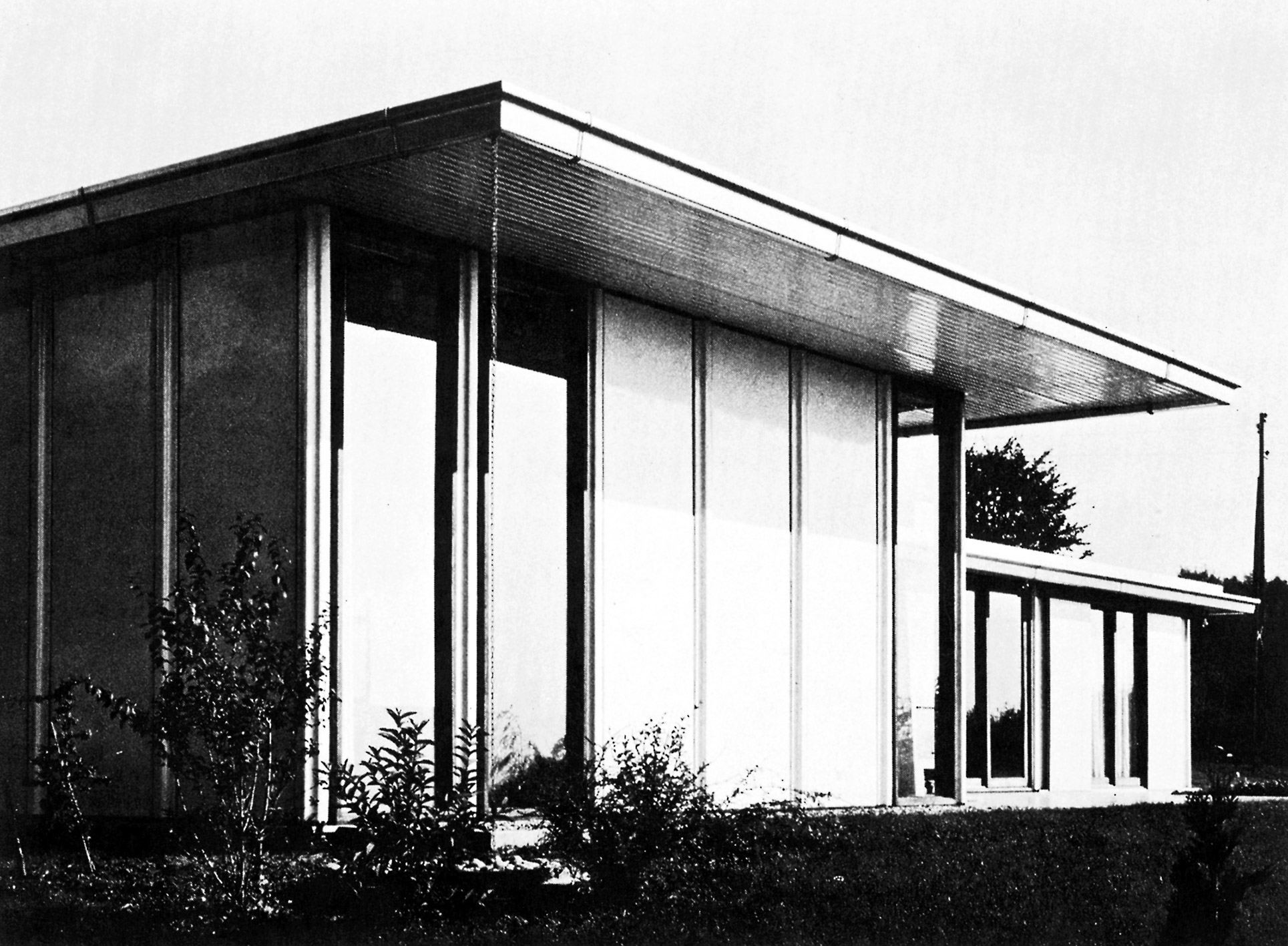 Prototype de maison industrialisée pour Saint-Gobain, Clermont, 1966 (J. Bédier, S. Binotto, R. Hayama, collaborateurs).