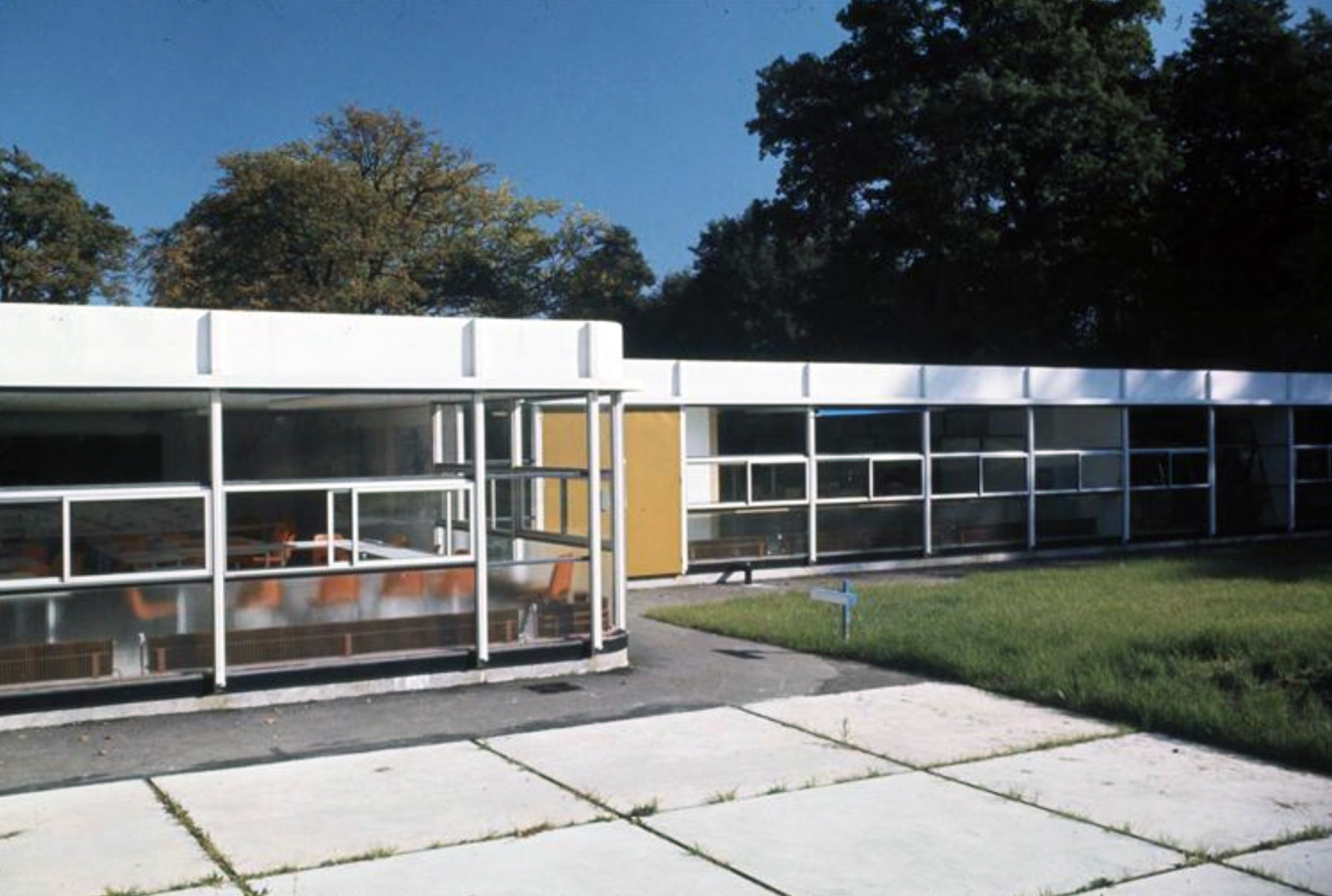 École d’architecture, Villers-lès-Nancy, 1970 (J. Binoux, M. Folliasson, arch.).