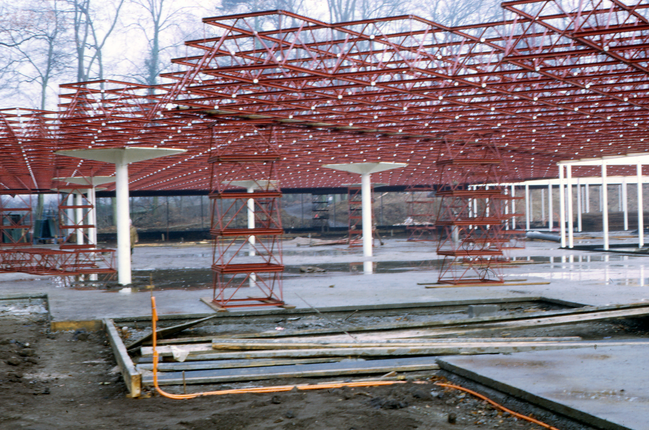École d’architecture, Villers-lès-Nancy, 1970 (J. Binoux, M. Folliasson, arch.). Vue du chantier.