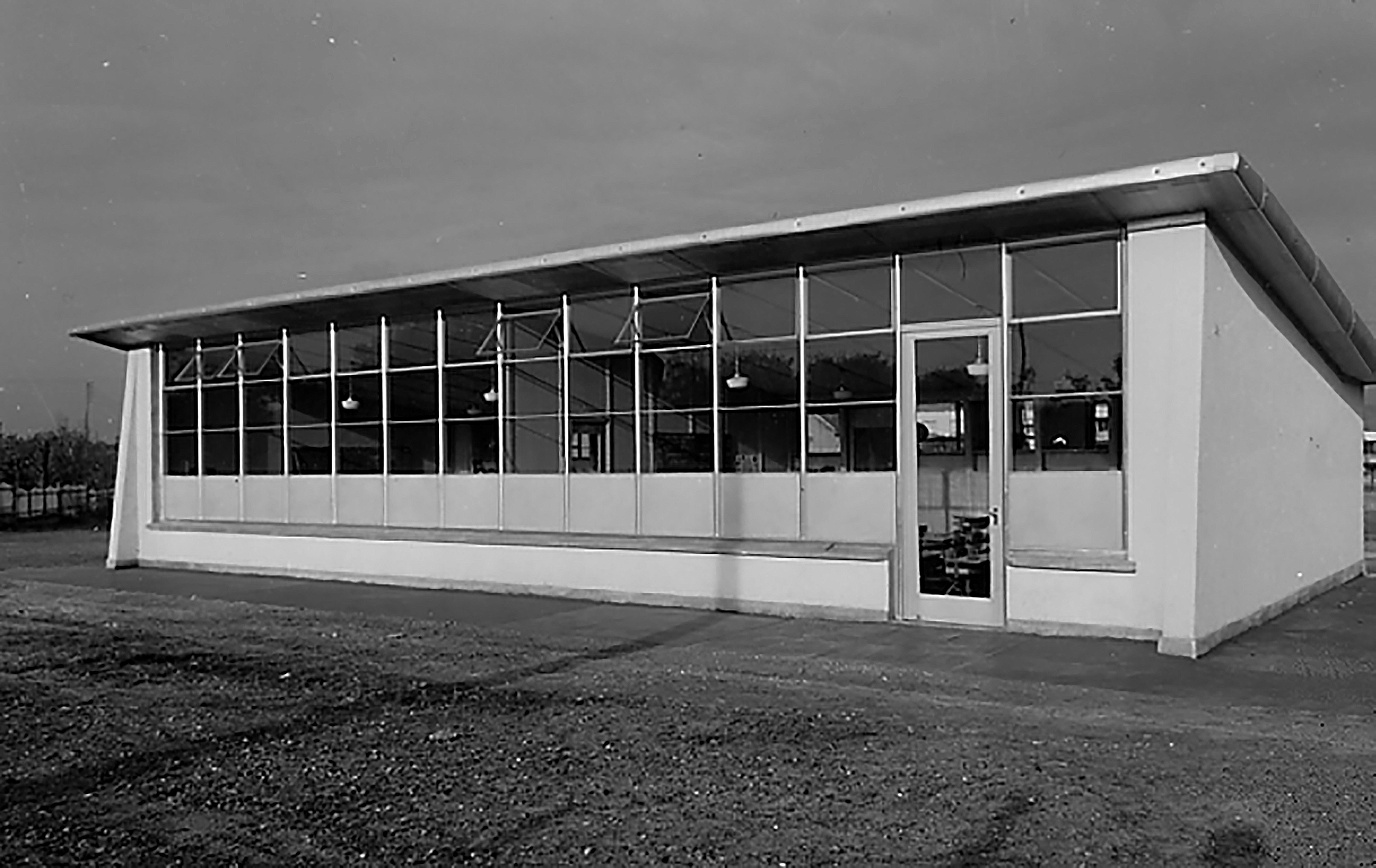 School complex, Aubergenville, 1953. Extension two classrooms, shell-type constructional system.