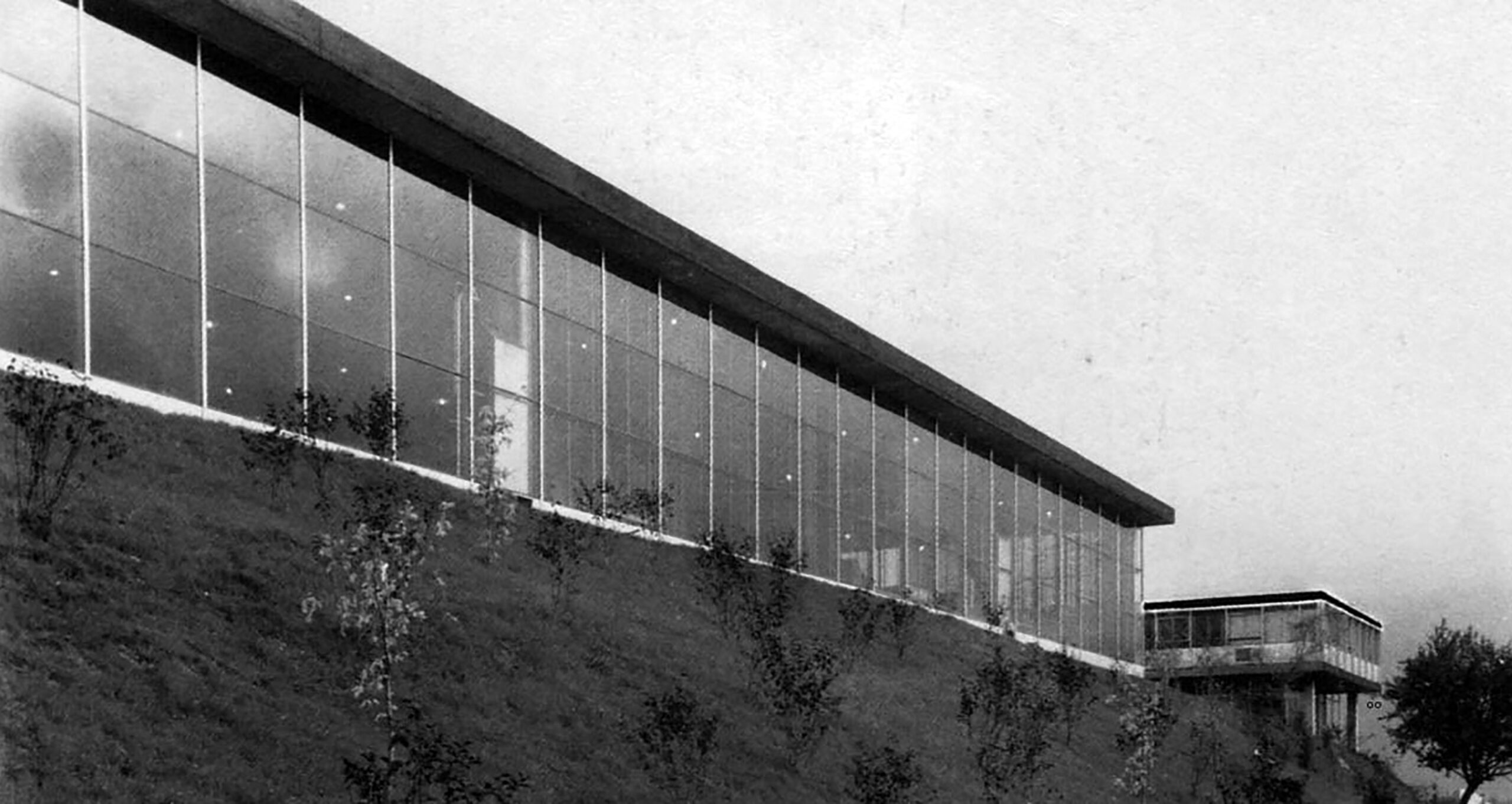 Gambin factory, Viuz-en-Sallaz, 1967 (R. Gagès, archictecte). Facade panels by Jean Prouvé.